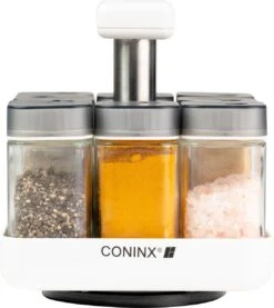 Coninx Kruidenrek Staand - Draaiend Kruidenrek Met Glazen Potjes - Kruidencarrousel Draaibaar - 8 Kruidenpotjes - Wit / RVS -Huishoudelijke Artikelen Winkel 1069x1200 1