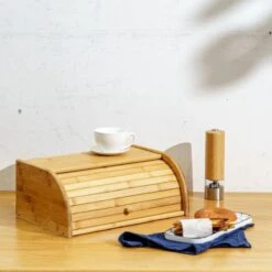 Merkloos Decopatent® Broodtrommel Met Rolluik - Bamboe Houten Brooddoos Met Schuifdeksel - Broodtrommel - Brood Bewaren En Vers Houden -Huishoudelijke Artikelen Winkel 1200x1200 1192