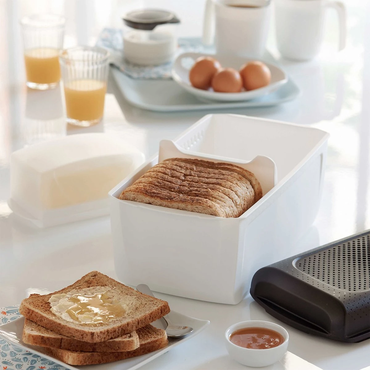 Tupperware BreadSmart Junior - Vershouddoos - Brood Langer Vers Houden - 32 X 17,5 X 15cm 7 Tupperware BreadSmart Junior - Vershouddoos - Brood Langer Vers Houden - 32 X 17,5 X 15cm - Afbeelding 5