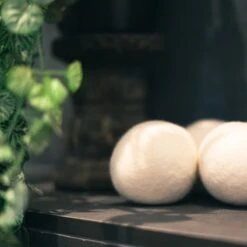 FAVE Drogerballen XL - 6 Stuks - Inclusief 2x Lavendelolie & Opbergzakje - Wasbol - Wasballen - Doseerbol - Droogballen - Duurzaam -Huishoudelijke Artikelen Winkel 1200x1200 1624