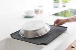 Brabantia SinkSide Afdruiprek - Dark Grey -Huishoudelijke Artikelen Winkel 1200x799 16