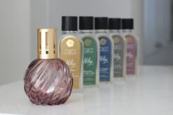 Ashleigh & Burwood Lampenolie Geurolie - Freesia & Orchid 250 Ml -Huishoudelijke Artikelen Winkel 1200x800 10