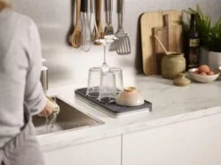 Joseph Joseph - Tier - Afdruipmat - Uitschuifbaar - Grijs 24 Joseph Joseph - Tier - Afdruipmat - Uitschuifbaar - Grijs -Huishoudelijke Artikelen Winkel 1200x900 35